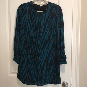 Like New! Olivaceous Shift Dress